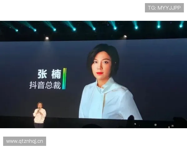 张楠又在朋友圈晒豪车，隔壁老王都眼红了这是抢谁的剧本？