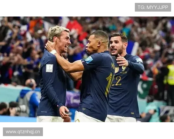 法国对阵摩洛哥战术复盘：2-0取胜背后的关键变化